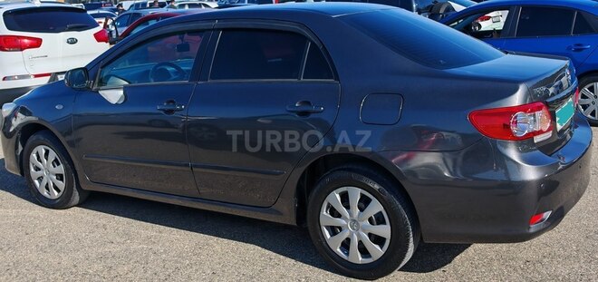 Toyota Corolla 2012, 251,000 km - 1.6 l - Bakı