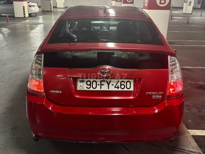 Toyota Prius-8