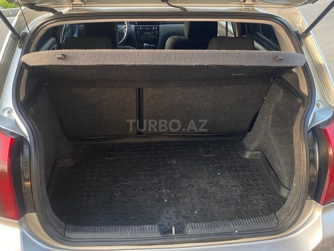 Toyota Corolla 2006, 290,000 km - 1.4 l - Lənkəran