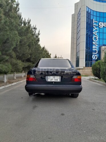 Mercedes E 230 1991, 164,576 km - 2.3 l - Sumqayıt