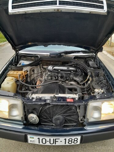 Mercedes E 230 1991, 164,576 km - 2.3 l - Sumqayıt
