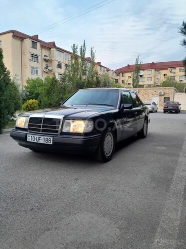 Mercedes E 230 1991, 164,576 km - 2.3 l - Sumqayıt