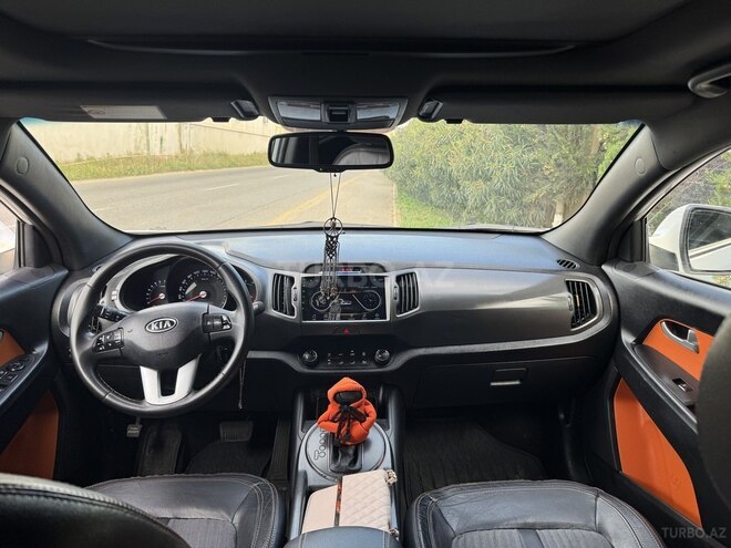 Kia Sportage 2011, 135,400 km - 2.0 л - Bakı