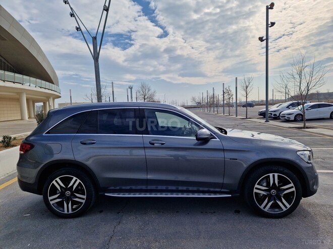 Mercedes  2020, 111,000 km - 2.0 l - Bakı