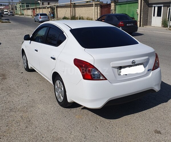 Nissan Sunny 2015, 71,000 km - 1.2 л - Bakı