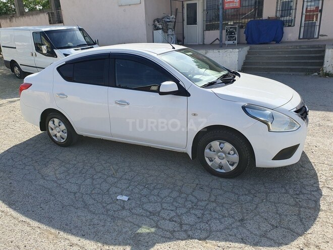 Nissan Sunny 2015, 71,000 km - 1.2 л - Bakı