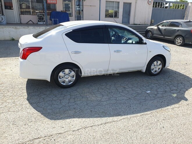 Nissan Sunny 2015, 71,000 km - 1.2 л - Bakı