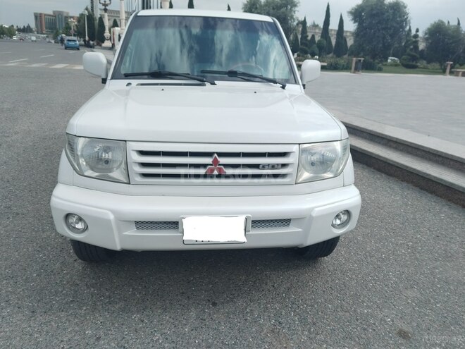 Mitsubishi Pajero io 2000, 253,233 km - 1.8 l - Gəncə