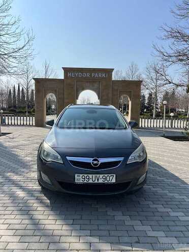 Opel Astra 2011, 20,000 km - 2.0 l - Bakı