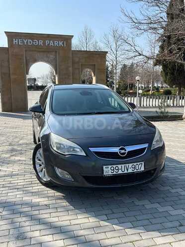 Opel Astra 2011, 20,000 km - 2.0 l - Bakı