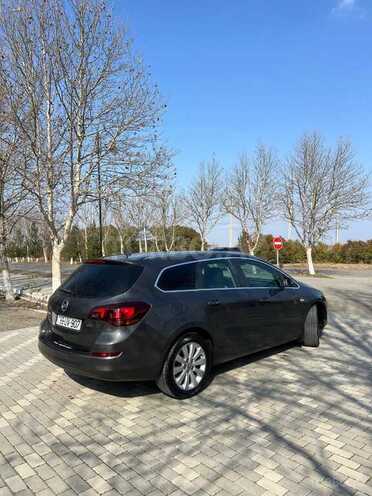 Opel Astra 2011, 20,000 km - 2.0 l - Bakı