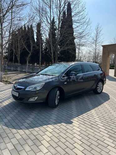 Opel Astra 2011, 20,000 km - 2.0 l - Bakı