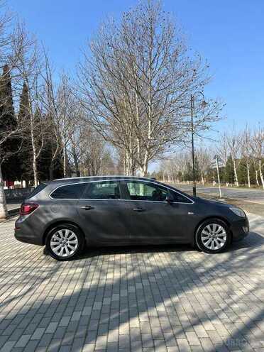 Opel Astra 2011, 20,000 km - 2.0 l - Bakı