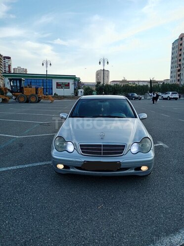 Mercedes C 220 d 2001, 360,000 km - 2.2 л - Xırdalan