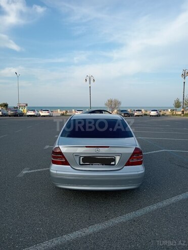 Mercedes C 220 d 2001, 360,000 km - 2.2 л - Xırdalan