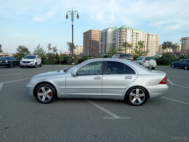 Mercedes C 220 d 2001, 360,000 km - 2.2 л - Xırdalan