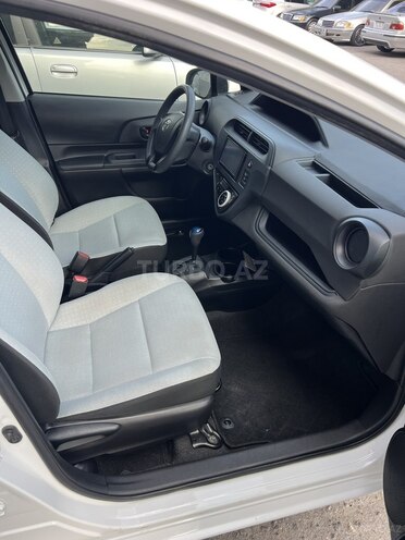 Toyota Aqua 2019, 72,130 km - 1.5 l - Bakı
