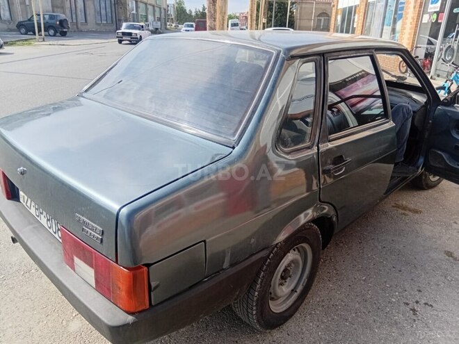 LADA (VAZ) 21099 2000, 180,500 km - 1.6 l - Quba