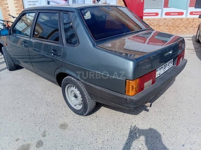 LADA (VAZ) 21099 2000, 180,500 km - 1.6 l - Quba