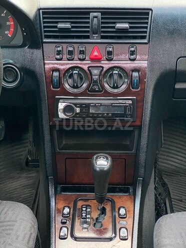 Mercedes C 220 d 2000, 324,000 km - 2.2 l - Bakı