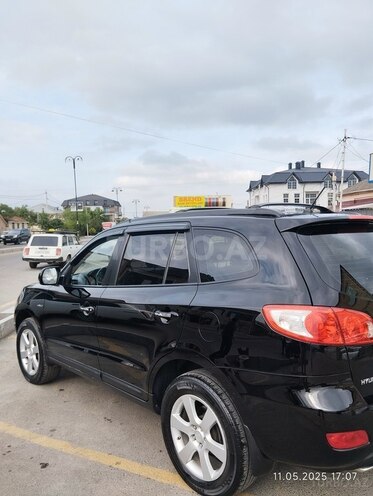 Hyundai Santa Fe 2008, 350,000 km - 2.7 l - Quba
