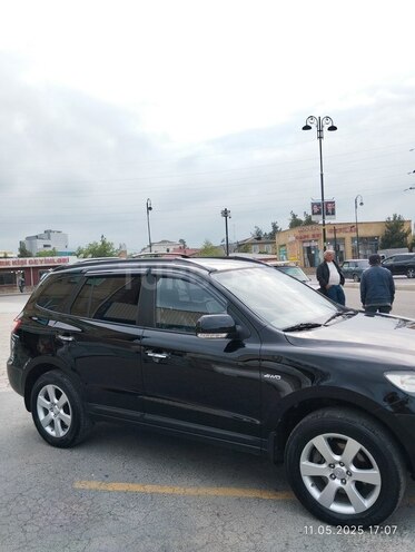 Hyundai Santa Fe 2008, 350,000 km - 2.7 l - Quba