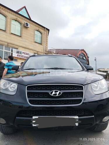 Hyundai Santa Fe 2008, 350,000 km - 2.7 l - Quba