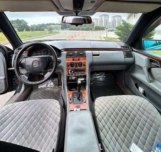 Mercedes E 230 1996, 360,765 km - 2.3 l - Xırdalan