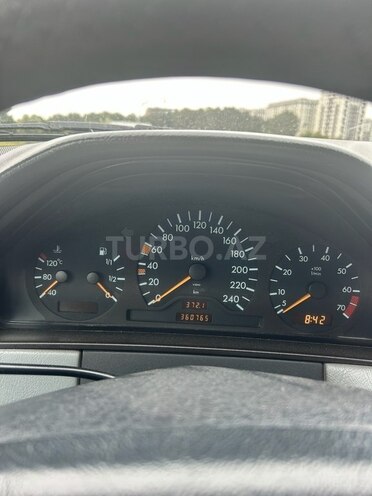 Mercedes E 230 1996, 360,765 km - 2.3 l - Xırdalan