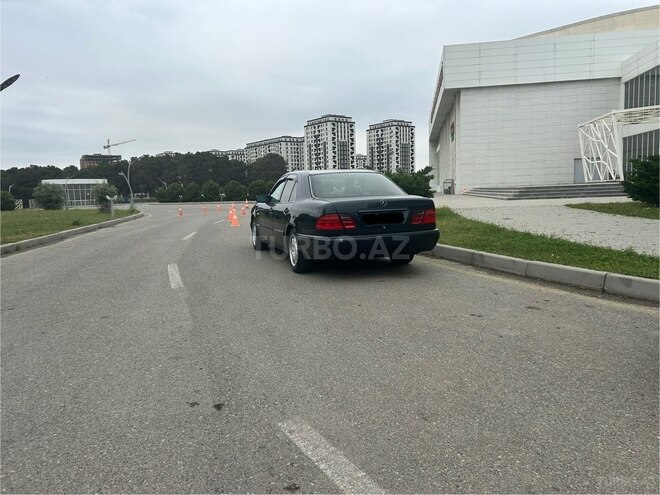 Mercedes E 230 1996, 360,765 km - 2.3 l - Xırdalan