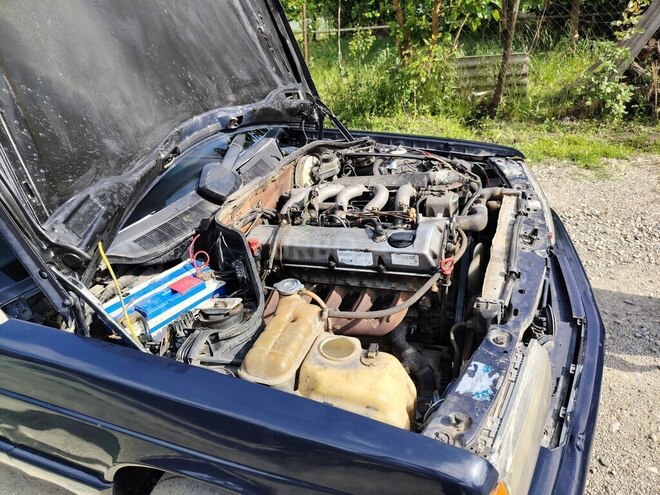 Mercedes 190 1993, 203,695 km - 2.5 l - Quba