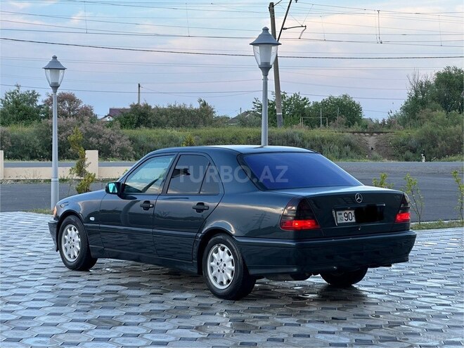 Mercedes C 220 d 1999, 340,136 km - 2.2 l - Saatlı