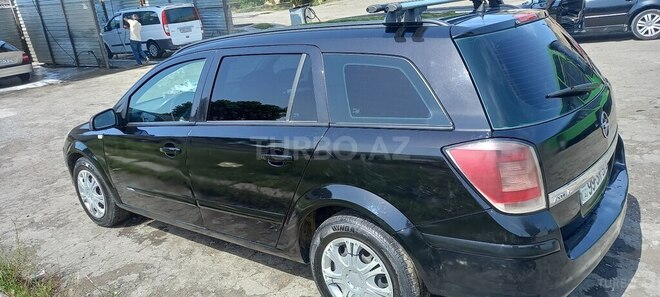 Opel Astra 2008, 450,000 km - 1.3 l - Şəki