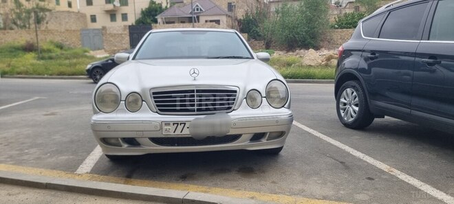 Mercedes E 220 d 2001, 422,000 km - 2.2 l - Bakı