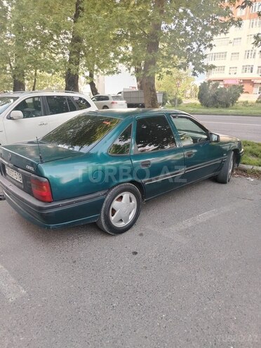 Opel Vectra 1994, 250,000 km - 1.8 l - Qəbələ