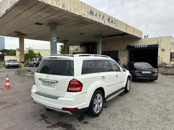Mercedes GL 350 2011, 320,000 km - 3.0 l - Qəbələ