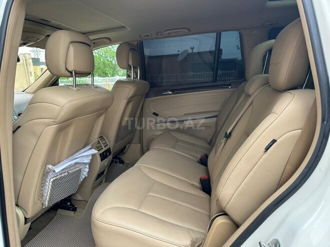 Mercedes GL 350 2011, 320,000 km - 3.0 l - Qəbələ