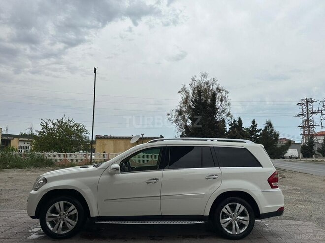 Mercedes GL 350 2011, 320,000 km - 3.0 l - Qəbələ