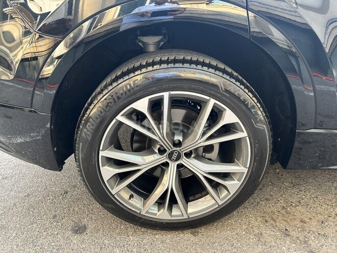 Audi Q8 2020, 119,700 km - 3.0 l - Bakı