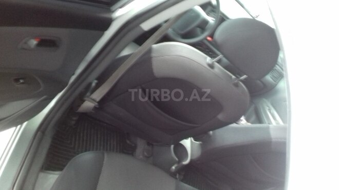 Kia Rio 2005, 278,000 km - 1.4 l - Zaqatala