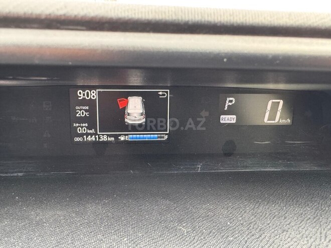 Toyota Aqua 2018, 140,000 km - 1.5 l - Bakı
