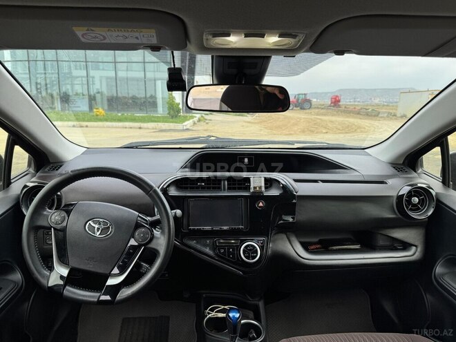 Toyota Aqua 2018, 140,000 km - 1.5 l - Bakı