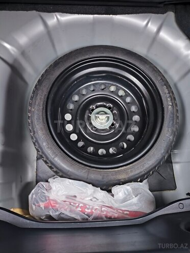 Nissan Tiida 2010, 83,000 km - 1.5 l - Quba