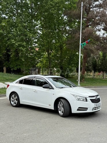 Chevrolet Cruze 2010, 254,000 km - 1.8 л - Mingəçevir