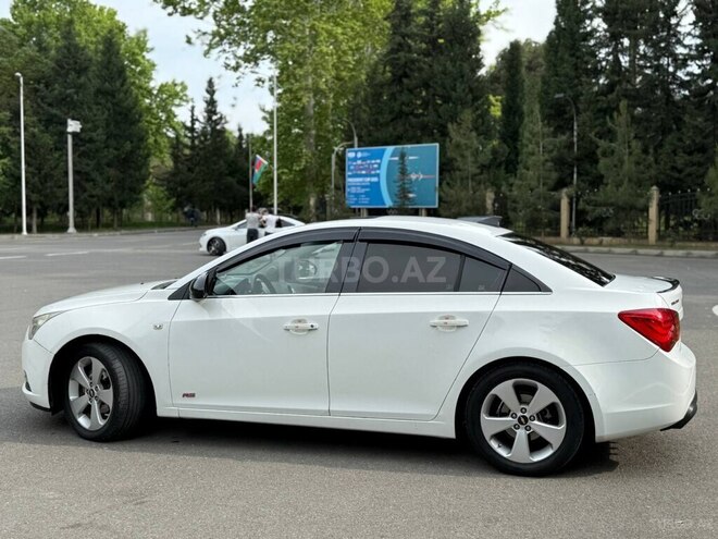 Chevrolet Cruze 2010, 254,000 km - 1.8 л - Mingəçevir