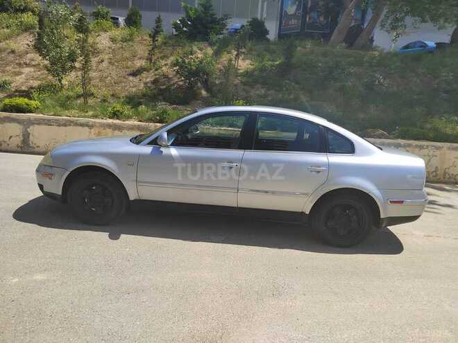 Volkswagen Passat 2001, 121,000 km - 1.8 l - Bakı