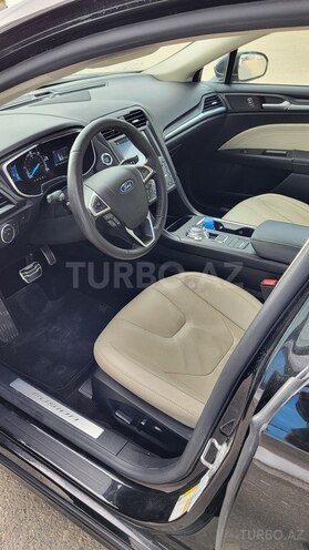 Ford Fusion (North America) 2017, 51,000 km - 2.0 л - Bakı