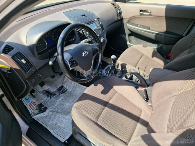 Hyundai i30 2008, 335,000 km - 1.6 l - Bakı