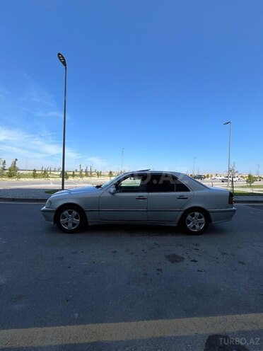 Mercedes C 230 1999, 258,000 km - 2.3 л - Bakı