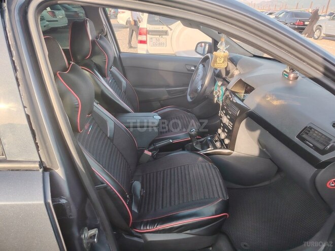 Opel Astra 2009, 203,120 km - 1.4 l - Gəncə